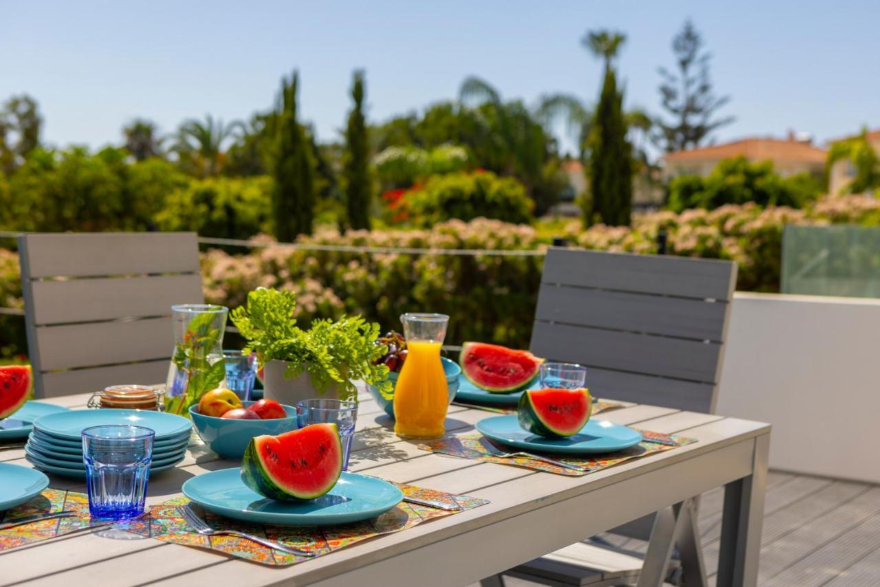 Protaras Sunrise Zen Seafront Villa Exterior foto