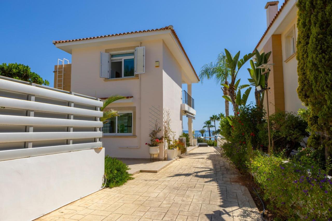 Protaras Sunrise Zen Seafront Villa Exterior foto